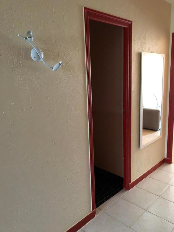 Appartement 2 Pieces Vue Sur La Riviere De L'Aven Et Le Bois D Amour بونت-آفين المظهر الخارجي الصورة